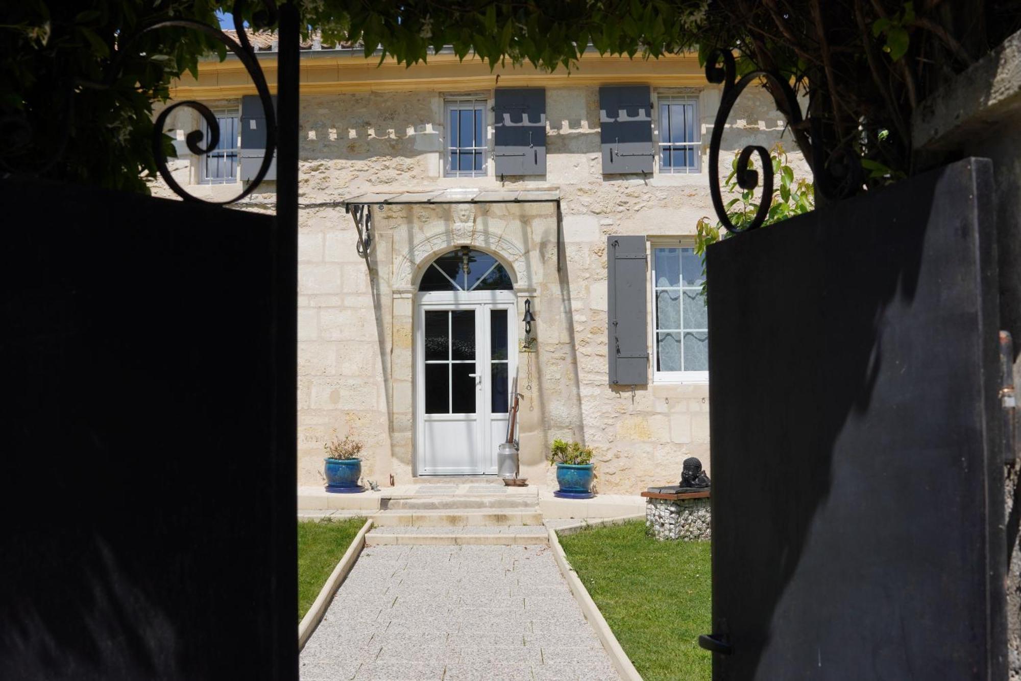 La Girondine Bed & Breakfast Galgon Luaran gambar